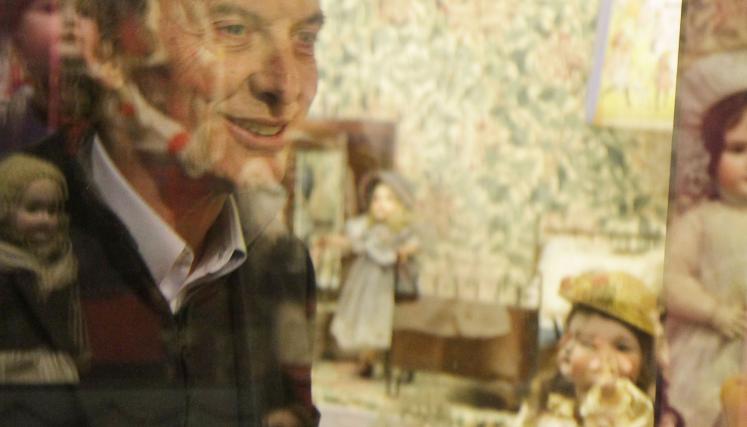 Macri visitó la Casa Fernández Blanco, ubicada en Hipólito Yrigoyen 1420, donde se desarrolla hasta el viernes próximo una exposición de las muñecas más antiguas del país. Foto: Nahuel Padrevecchi/GCBA.