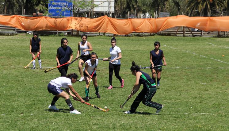 El programa es para adolescentes que tengan entre 14 y 18 años de edad e integren hogares en situación de vulnerabilidad social con domicilio real en la Ciudad Autónoma de Buenos Aires  