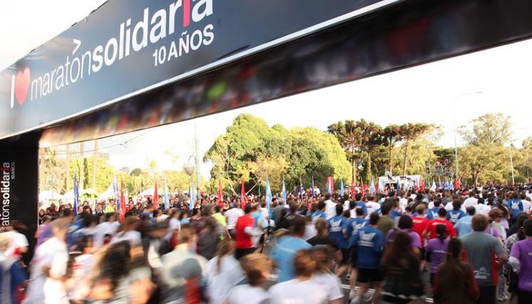 Imagen de la 10° edición de la Maratón Solidaria. Fuente  imagen: www.maratonaccenture.com.ar
