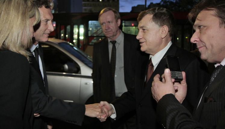 Mauricio Macri, Vladimir Makarov y embajador ruso en Buenos Aires, Viktor Koronelli.