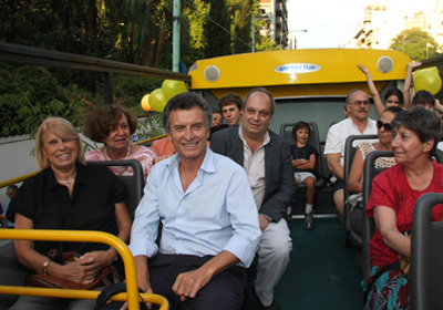 Macri visit Belgrano a bordo del Bus Turstico. Foto: Nahuel Padrevecchi/GCBA