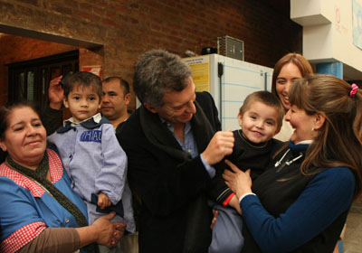El jefe de Gobierno Mauricio Macri visit esta maana un jardn materno infantil ubicado en la Villa 21. Foto Mariana Sapriza-gv/GCBA.-