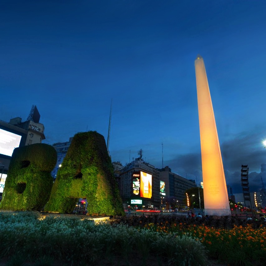  La Ciudad ilumina monumentos todo el mes de marzo 