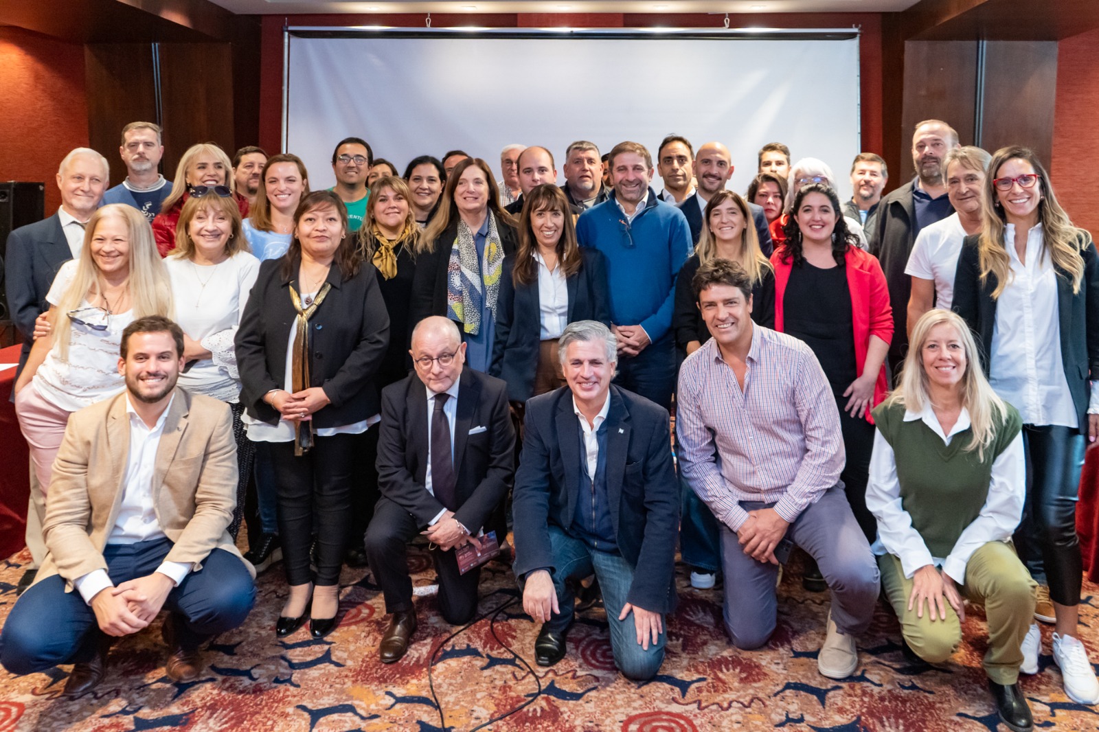 Más de 120 productores y referentes santacruceños participaron de un encuentro regional con autoridades de la ciudad de Buenos Aires