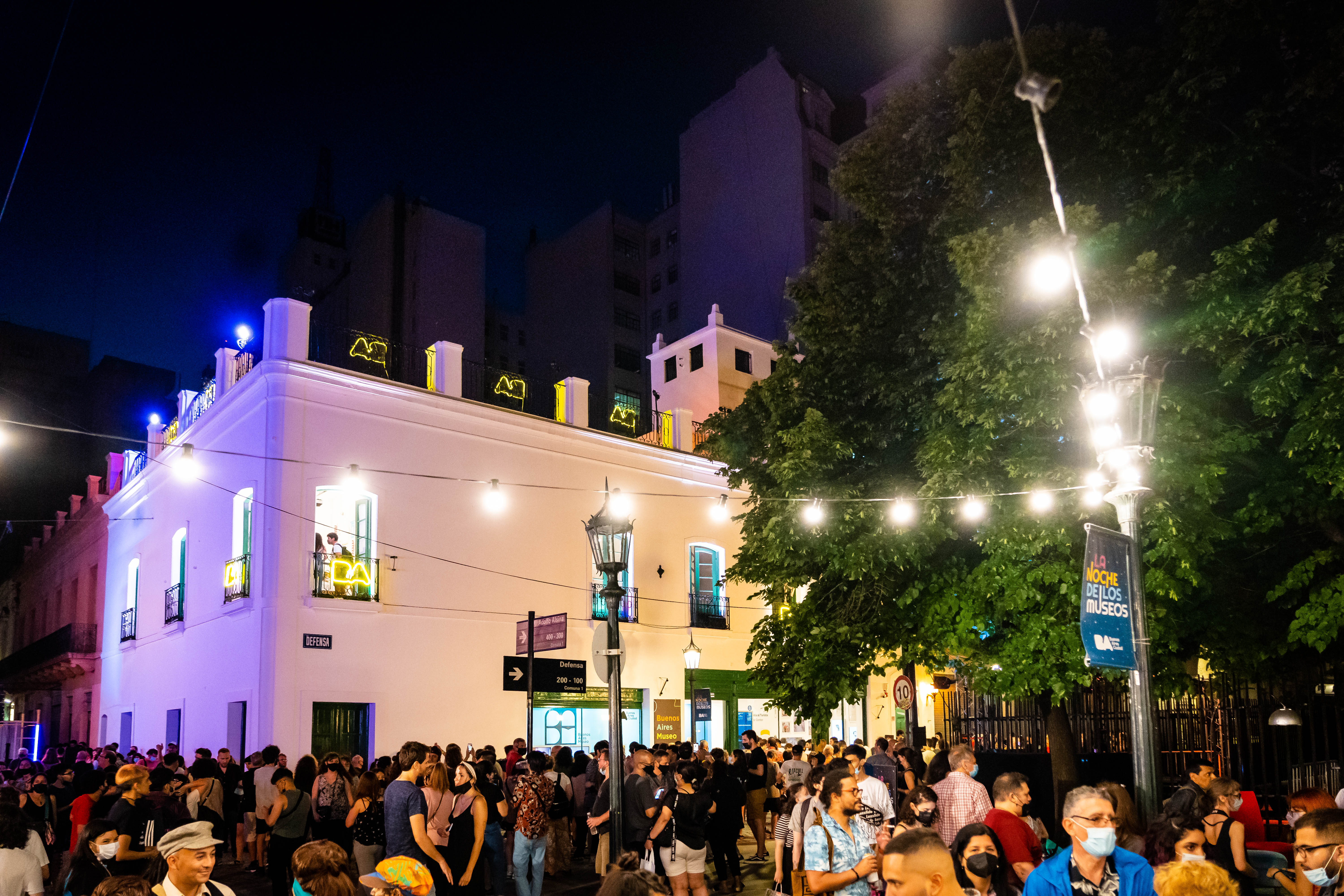 Llega la tradicional Noche de los Museos, con más de 290 sedes y transporte gratis, para disfrutar en Buenos Aires