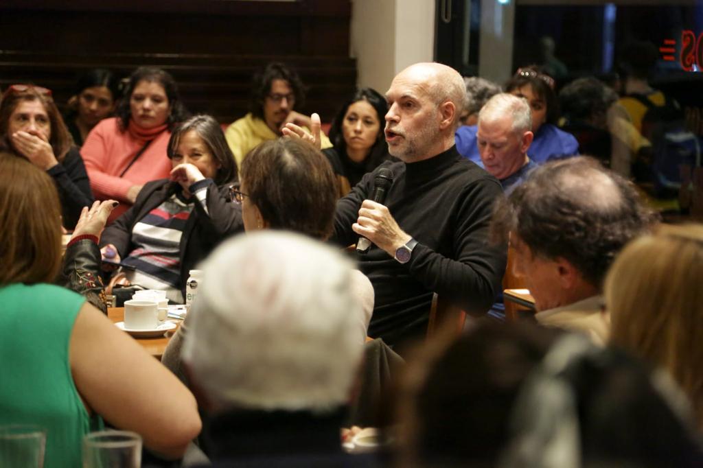 Café de vecinos con Horacio en Almagro