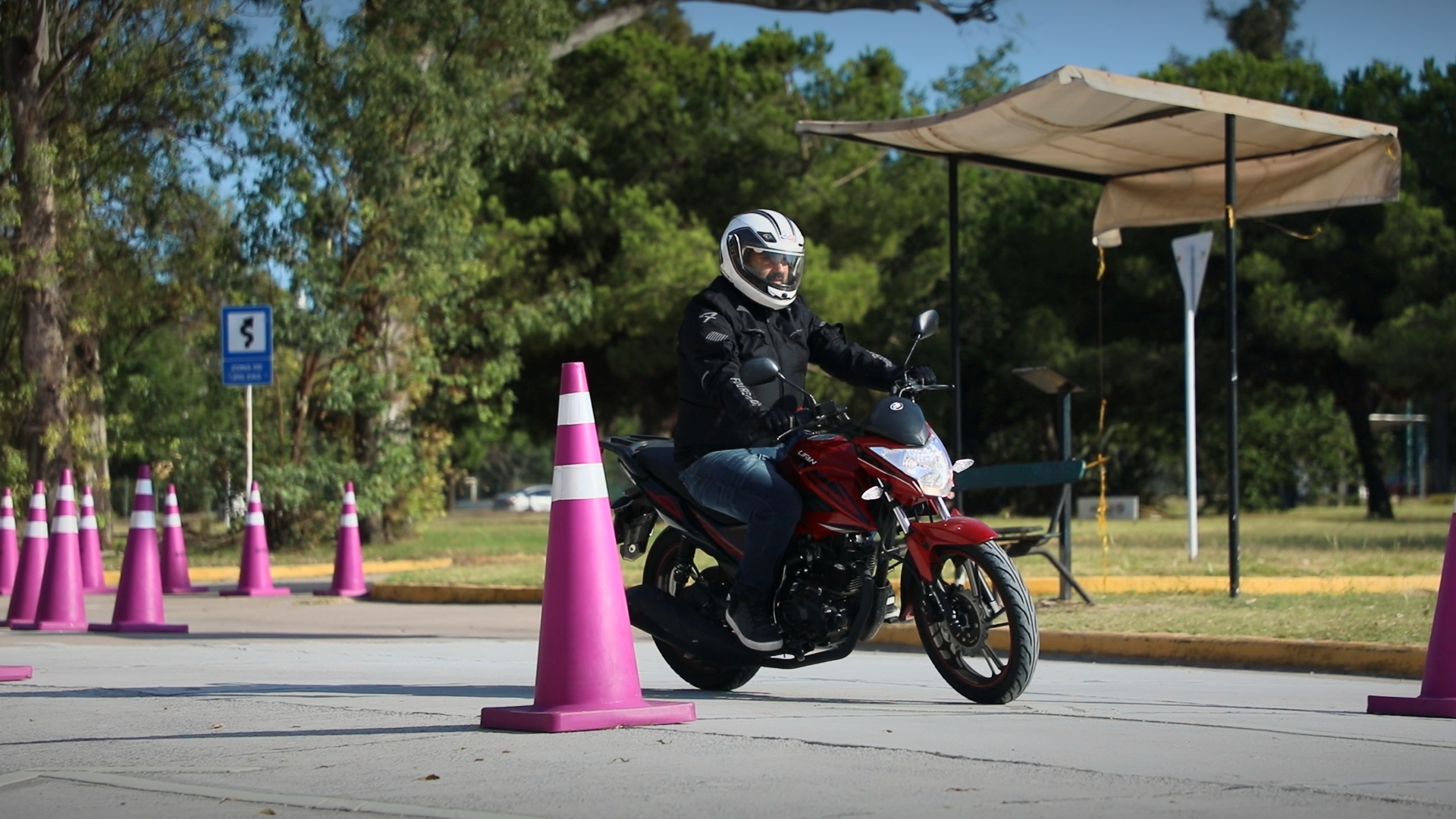 Cómo es el nuevo examen para sacar la licencia de conducir motos en la Ciudad