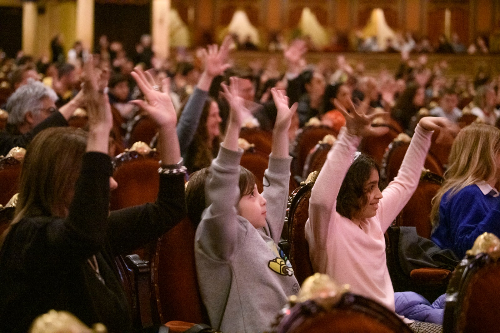 "Colin y Colette": una función distendida que transformó al Teatro Colón