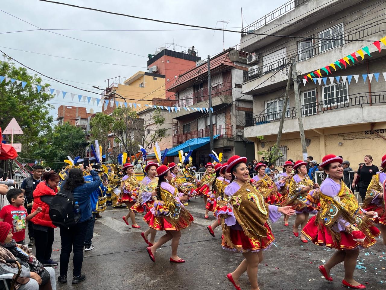 Celebración de la Virgen de Copacabana en Buenos Aires: Un Encuentro de Fe y Tradición