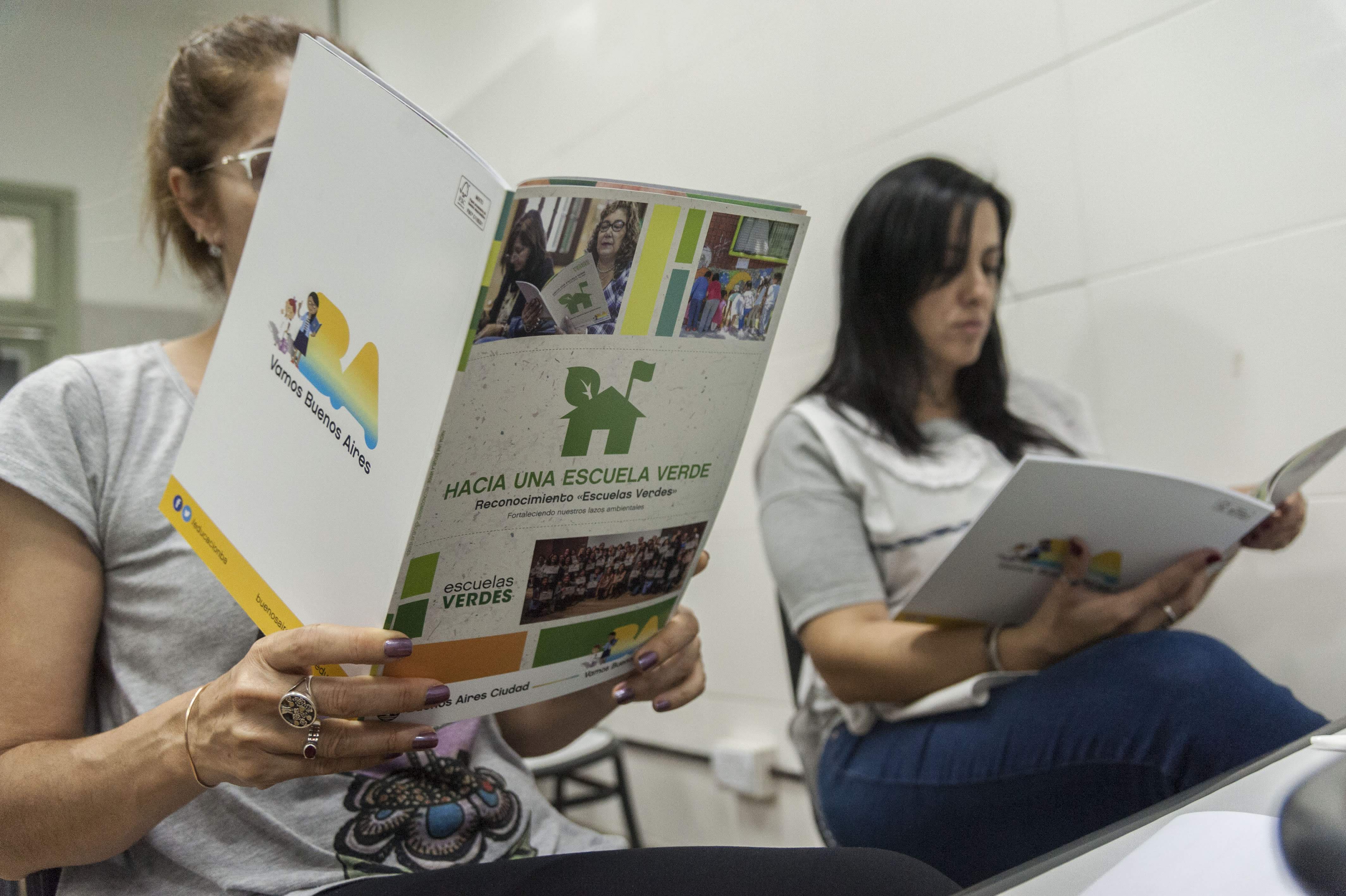 Nuevos Diseños Curriculares: Educación Ambiental como eje transversal en las Escuelas de Buenos Aires