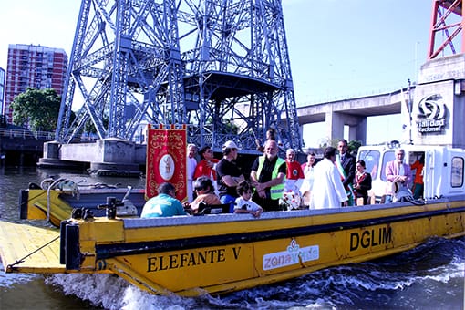 La Ciudad colaboró con la procesión náutica a San Nicola Pellegrino al cumplirse 100 años de esta devoción en La Boca