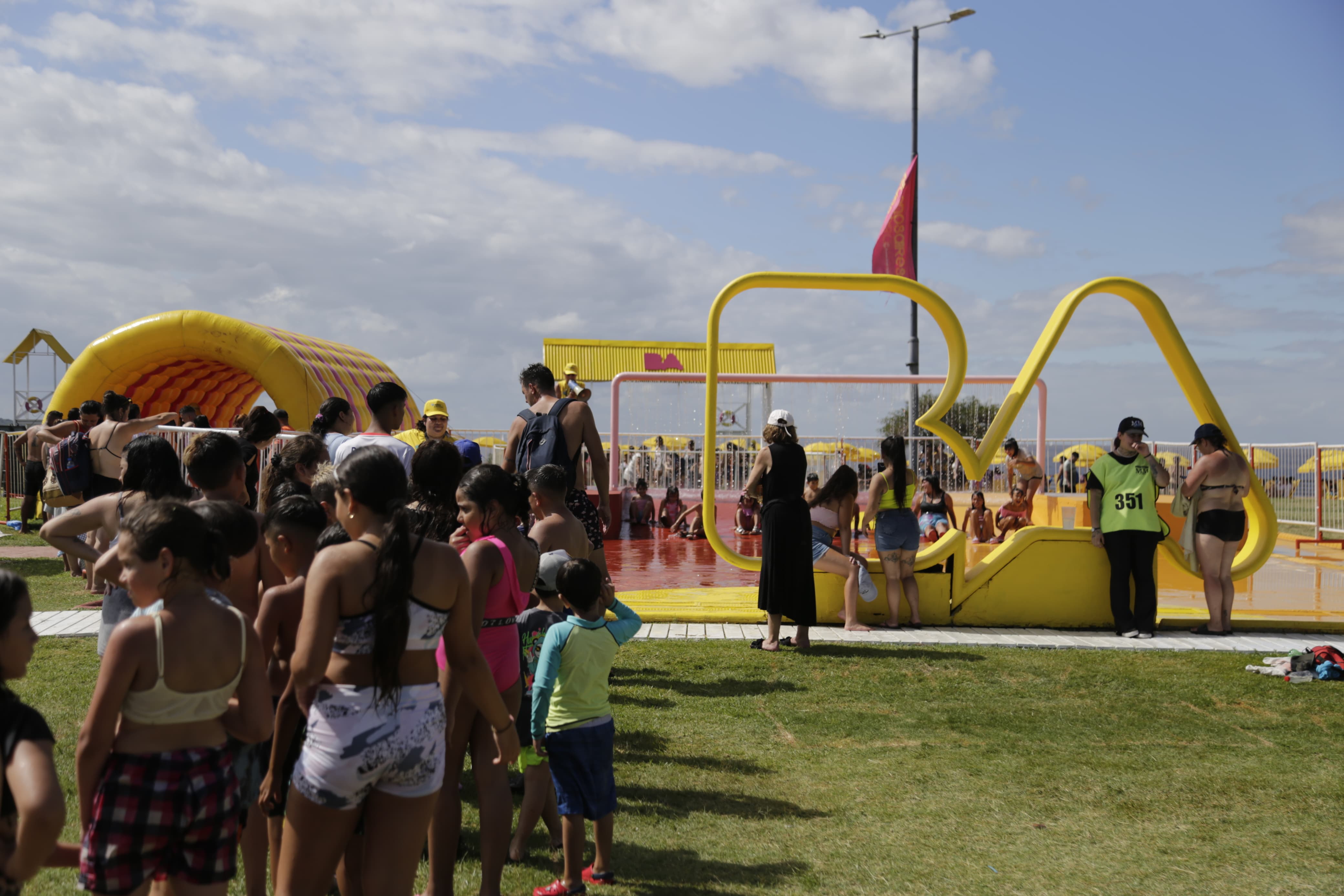 Verano en la Ciudad: juegos de agua, espectáculos artísticos y propuestas para toda la familia