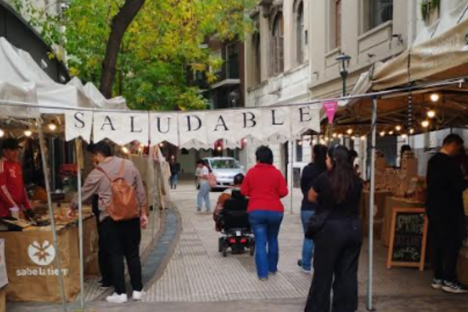 Mercado Sabe la Tierra Balvanera
