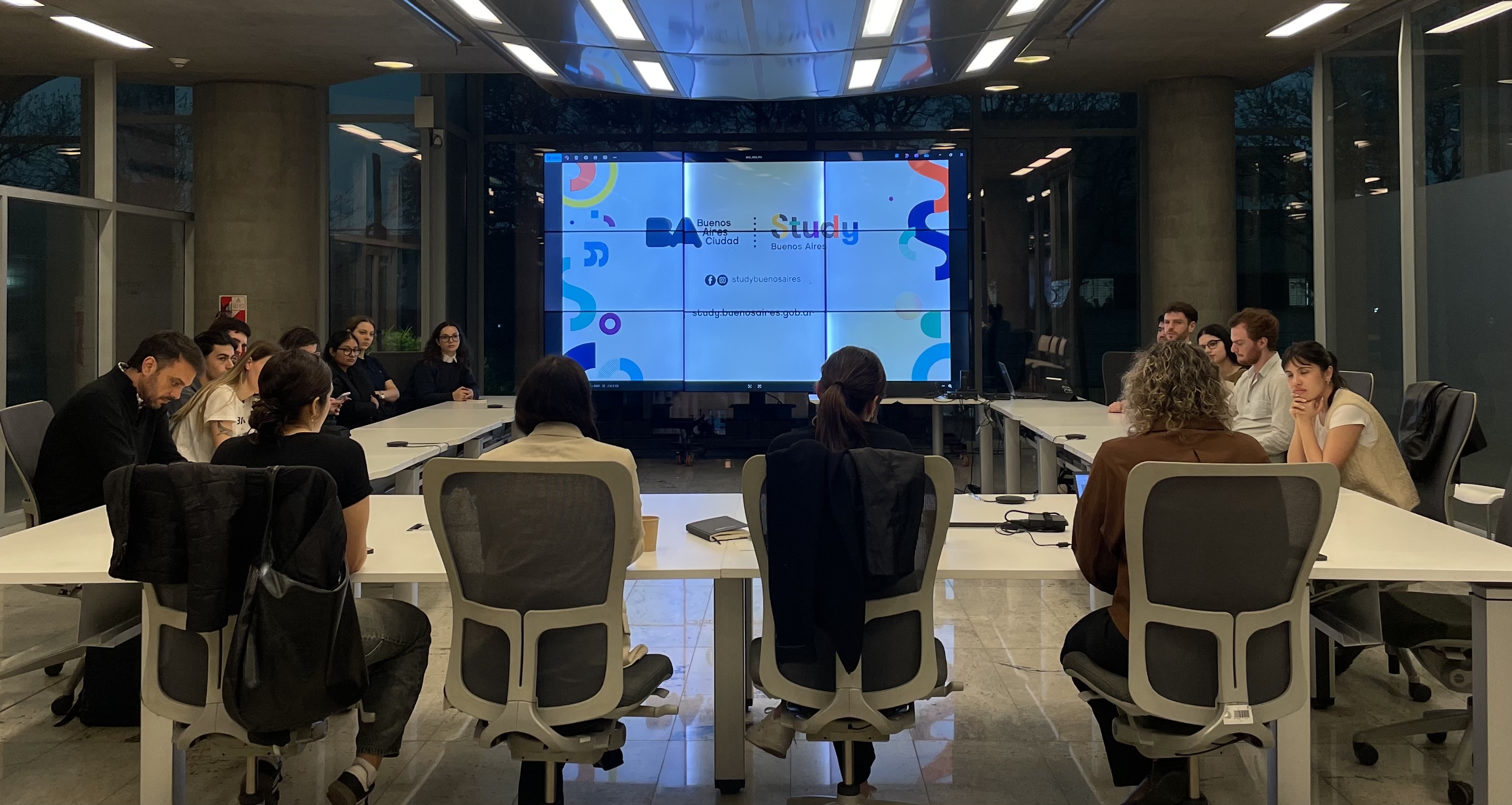 Estudiantes de la UBA conocen la cooperación internacional de GCBA