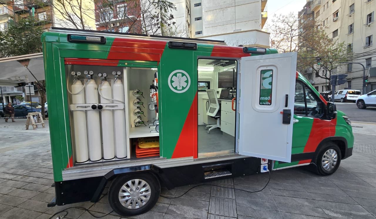 El SAME abrió una base operativa en Once y sumó un centro de comando móvil con tecnología inteligente para derivar pacientes
