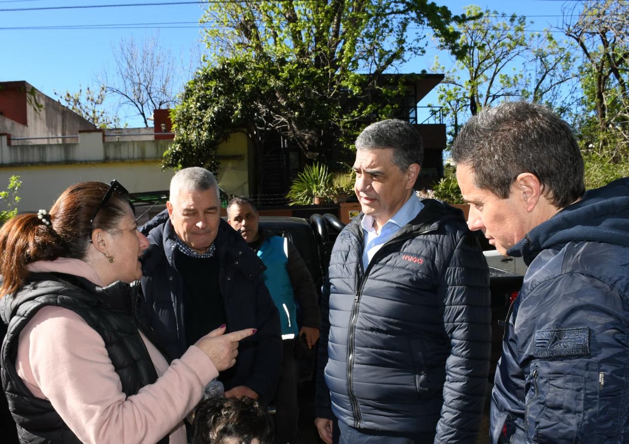 El Gobierno porteño desalojó a manteros que vendían de manera ilegal en el Parque Saavedra