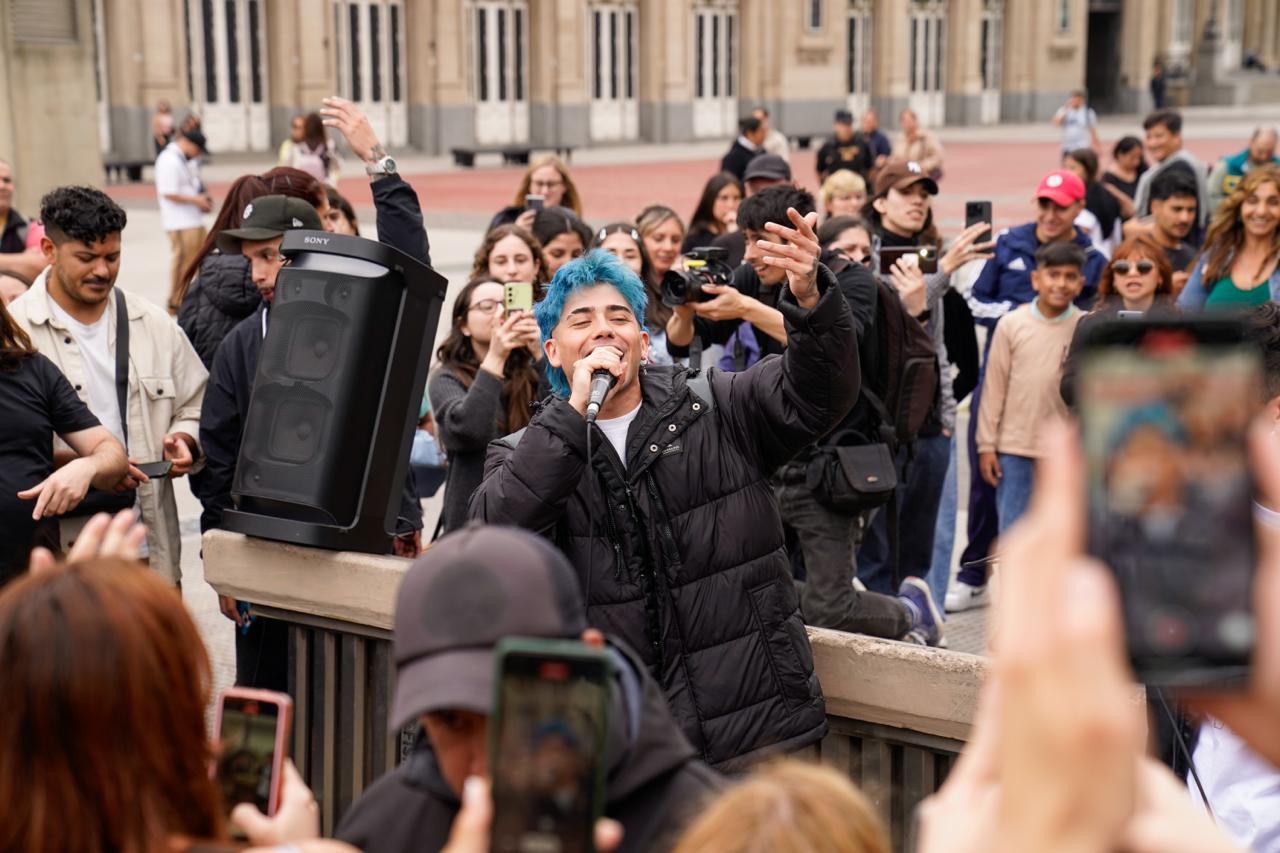 Luck Ra en Plaza Vaticano 