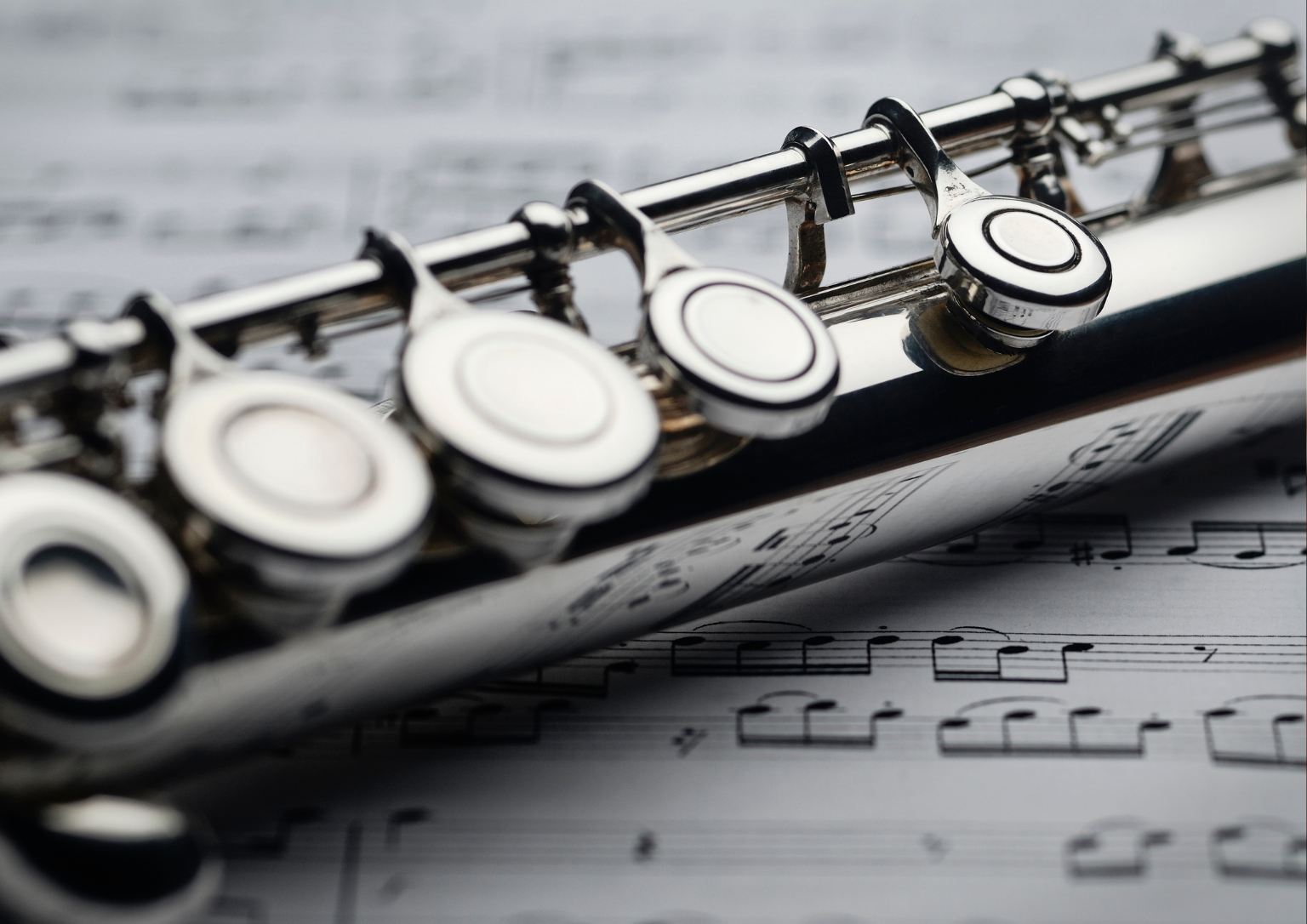 Ensamble de Flautas Traversas del Piazzolla en el Salón Dorado