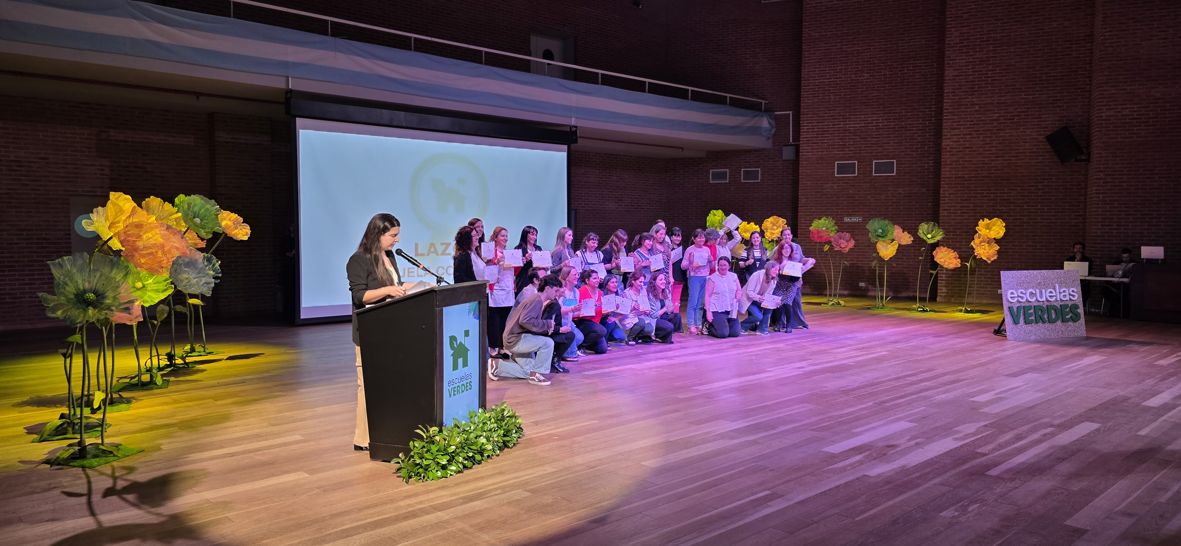  Más de 700 escuelas fueron reconocidas por sus proyectos de educación ambiental