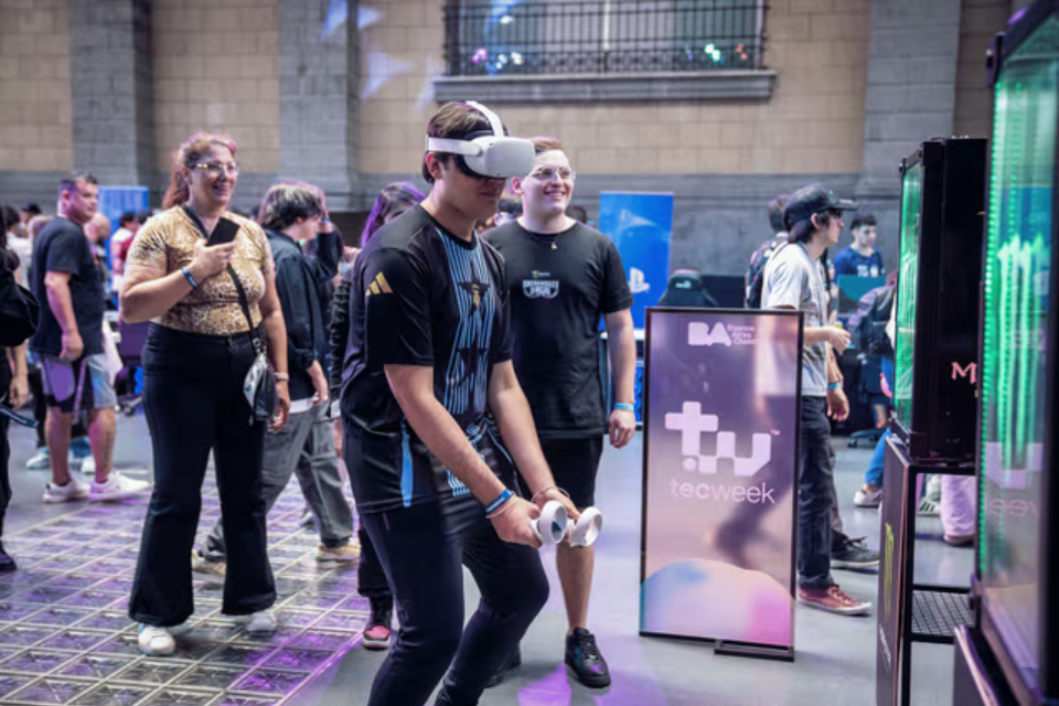 Los imperdibles de Tecweek, el evento que invita a ser parte del futuro