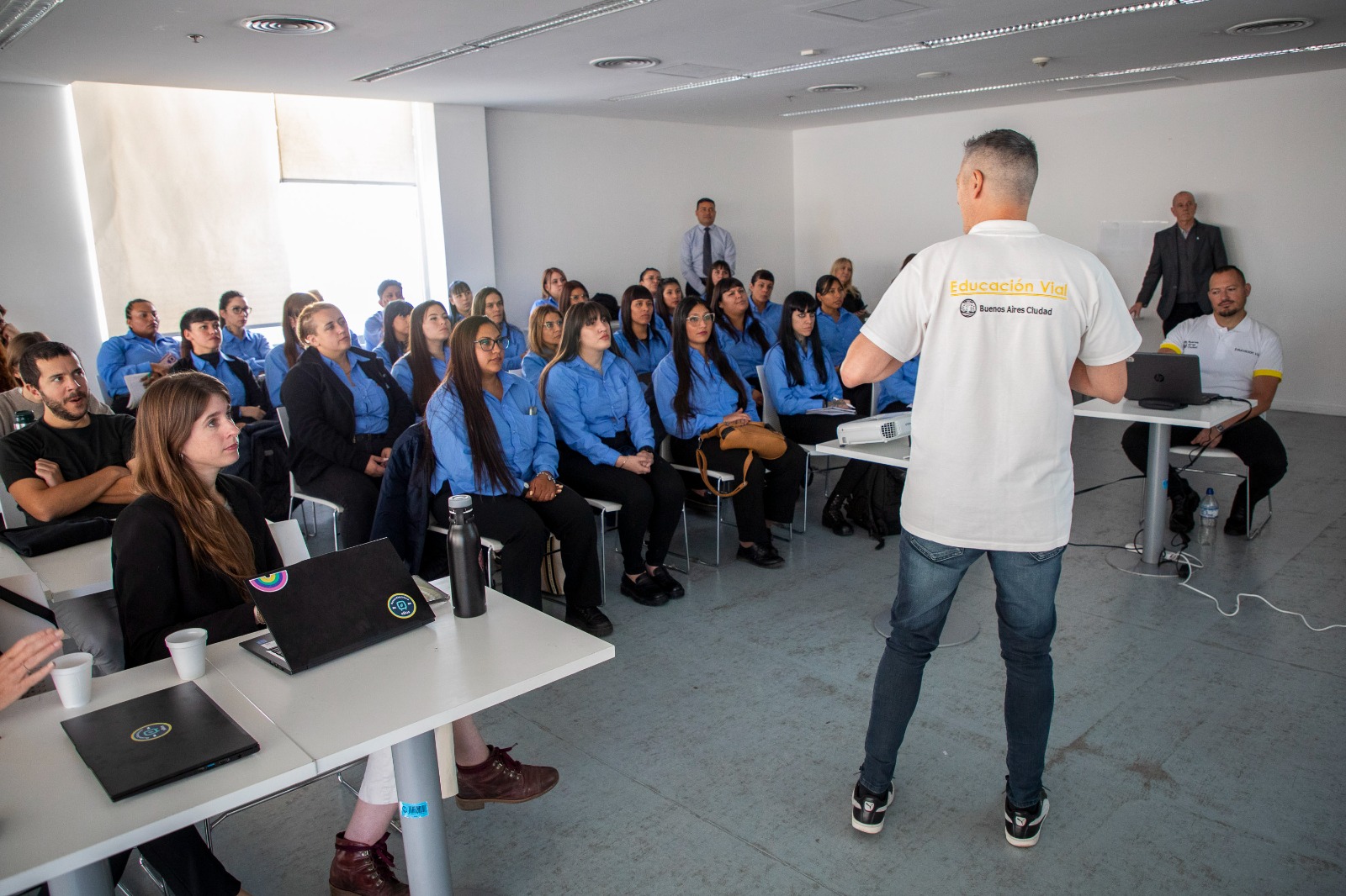 Concurso “Mujeres Conductoras” para promover la igualdad de oportunidades en el transporte