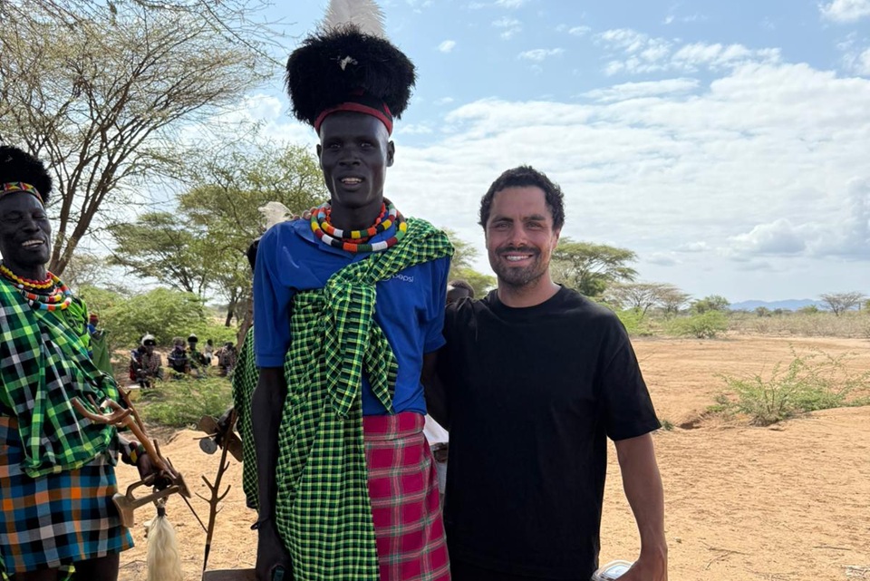 Agustin Izquiedo, el argentino que recorrió África en moto, en Buenos Aires Ensamble