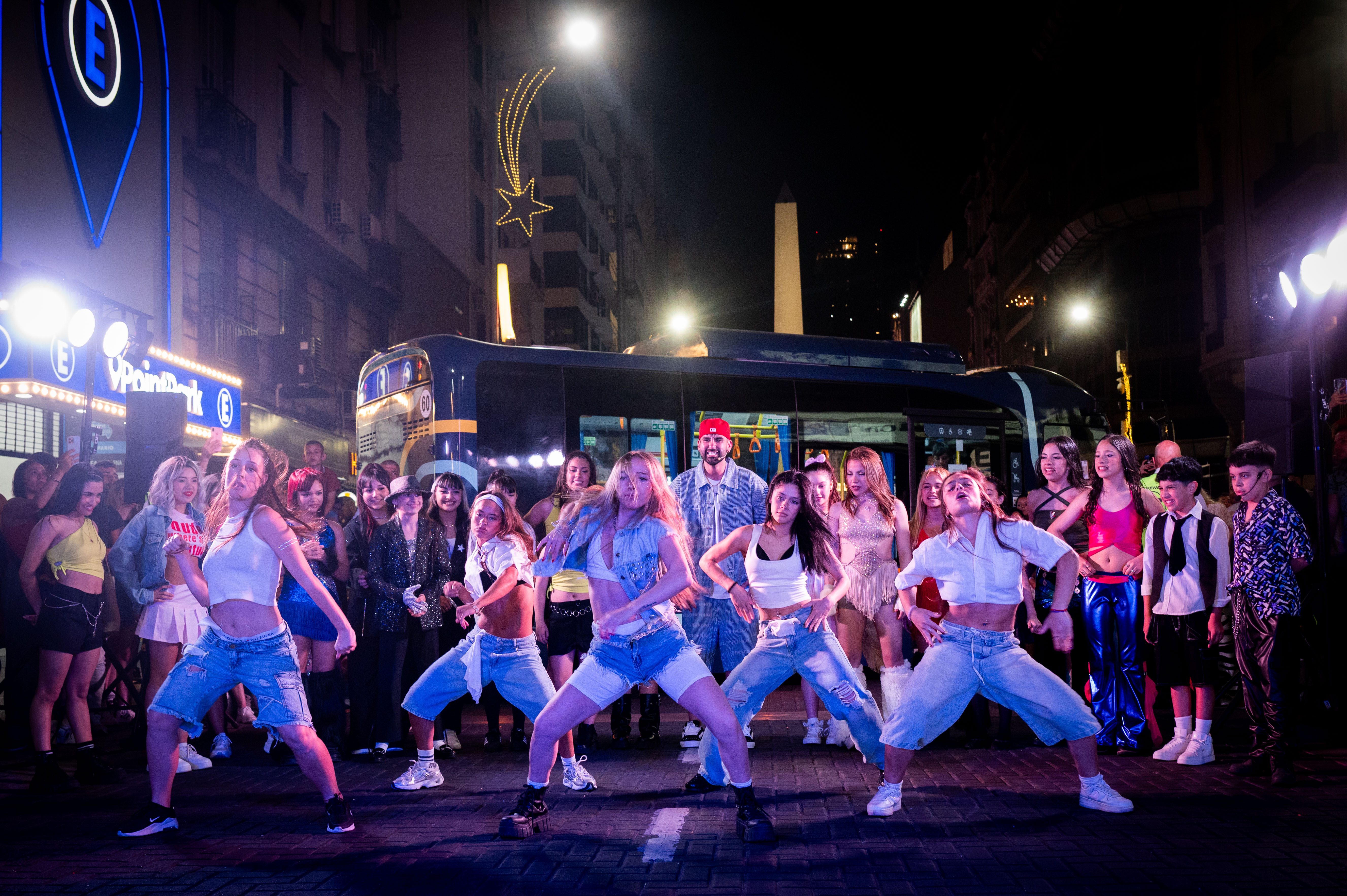 Emir Abdul en calle Corrientes