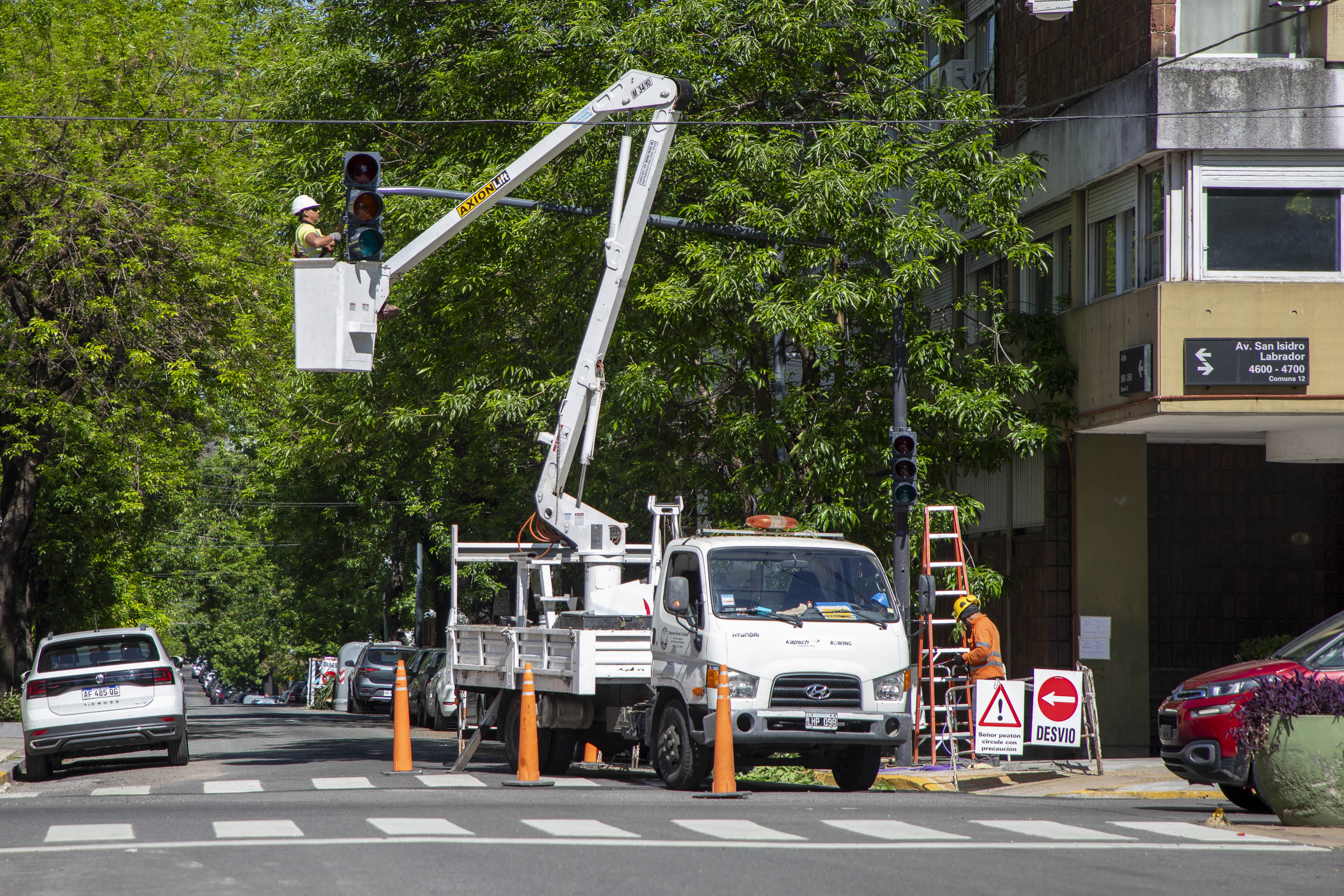 La Ciudad sumó en 2025 más de 40 semáforos y más de 50 reductores de velocidad