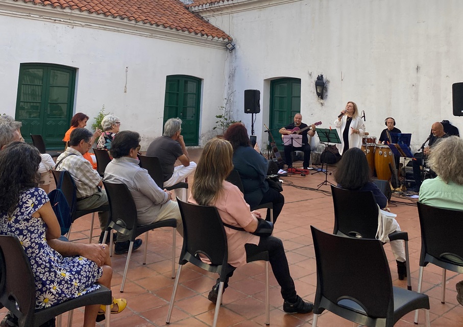 Tango, candombe, flamenco, chamamé, bolero y guarania en el Patio Colonial de la Casa del Virrey Liniers
