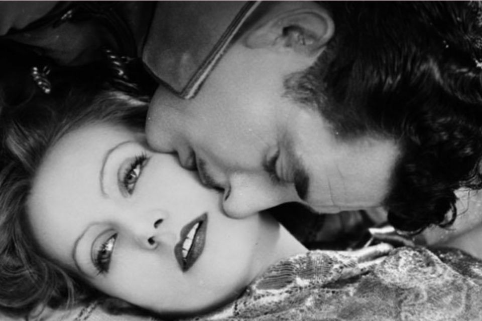 Cien años atrás: aventuras y romance