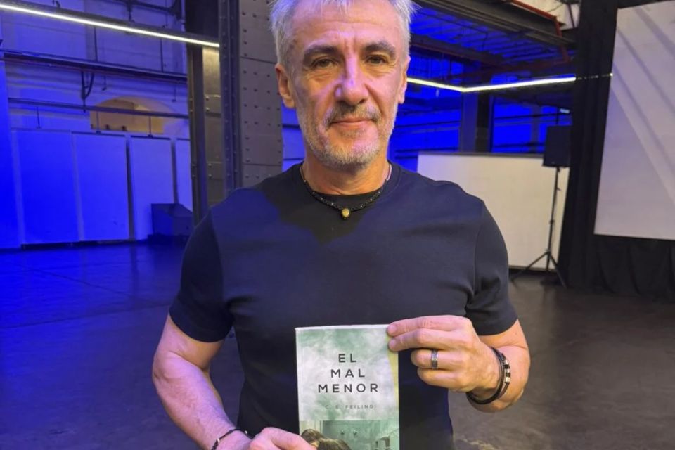 Universos paralelos: El mal menor de C.E. Feiling