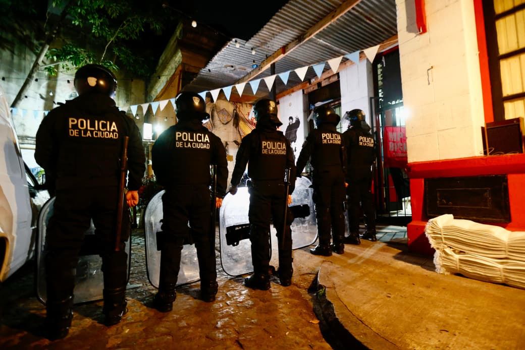 El negocio de la pobreza: había dueños de inmuebles, con jubilaciones millonarias y hasta muertos entre los beneficiarios de los comedores fantasma