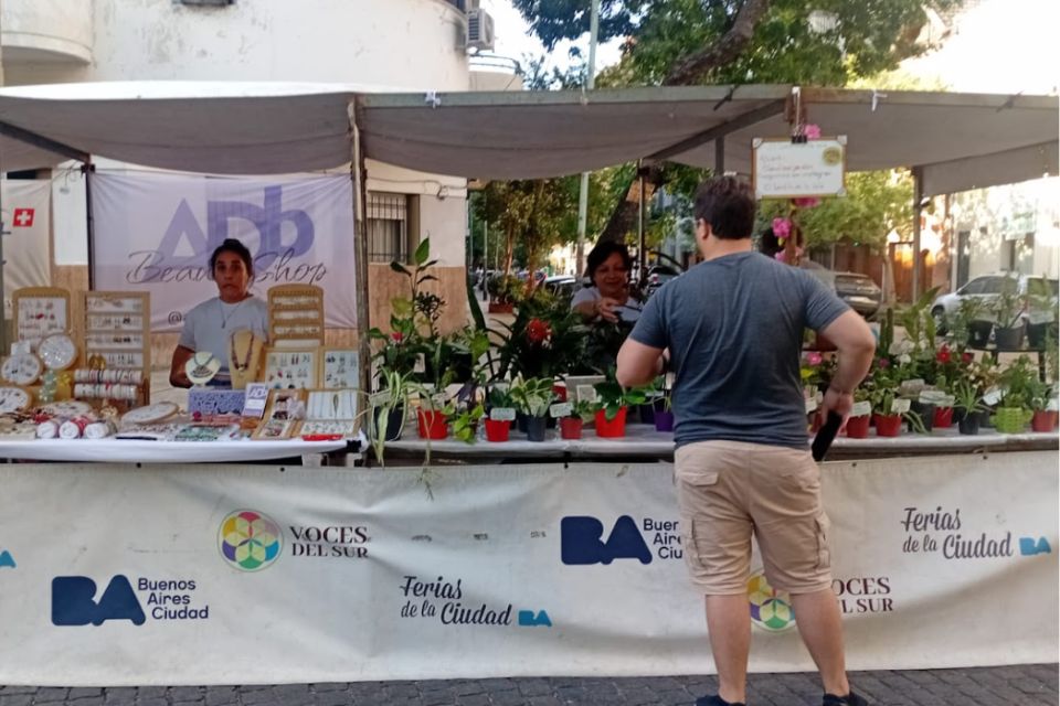 Feria Voces del Sur | Plaza Martín Fierro