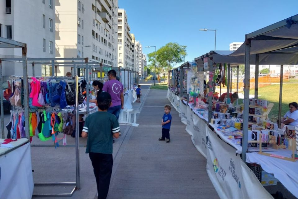 Feria Voces del Sur | Plaza Vuelta de Obligado