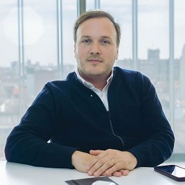 Foto del funcionario