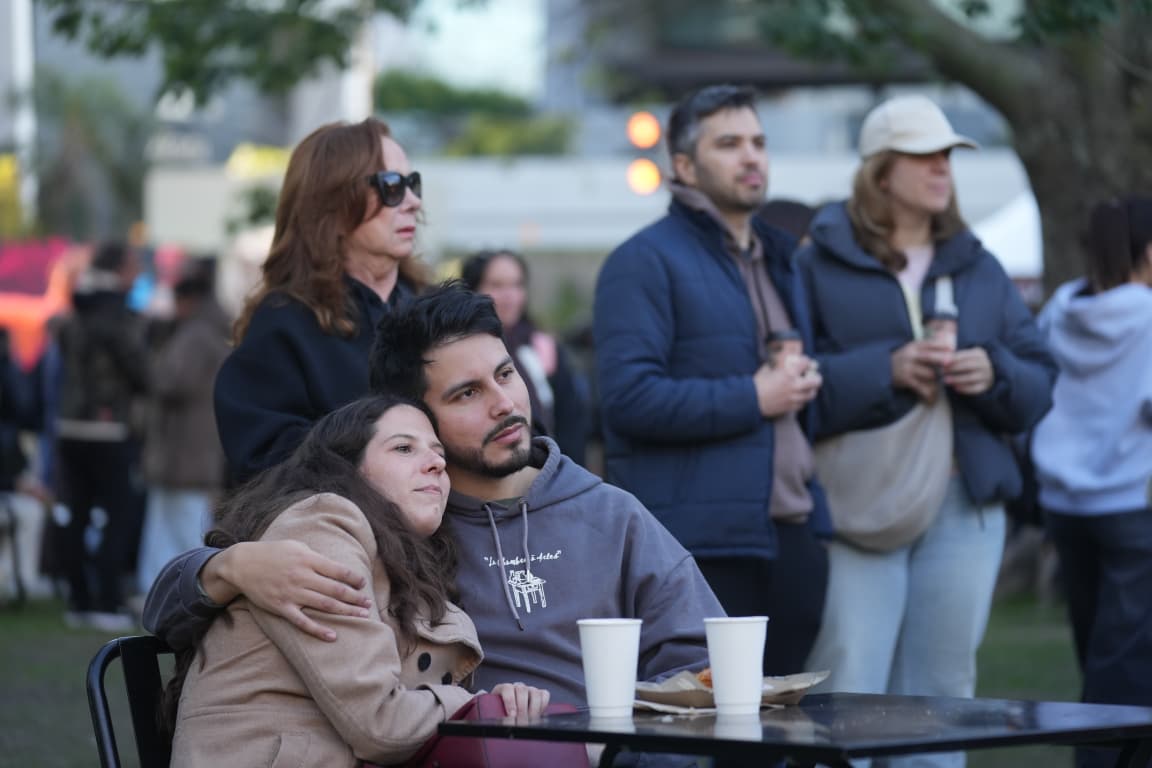 Cafecito BA volvió a Palermo con café, cine y música al aire libre 2