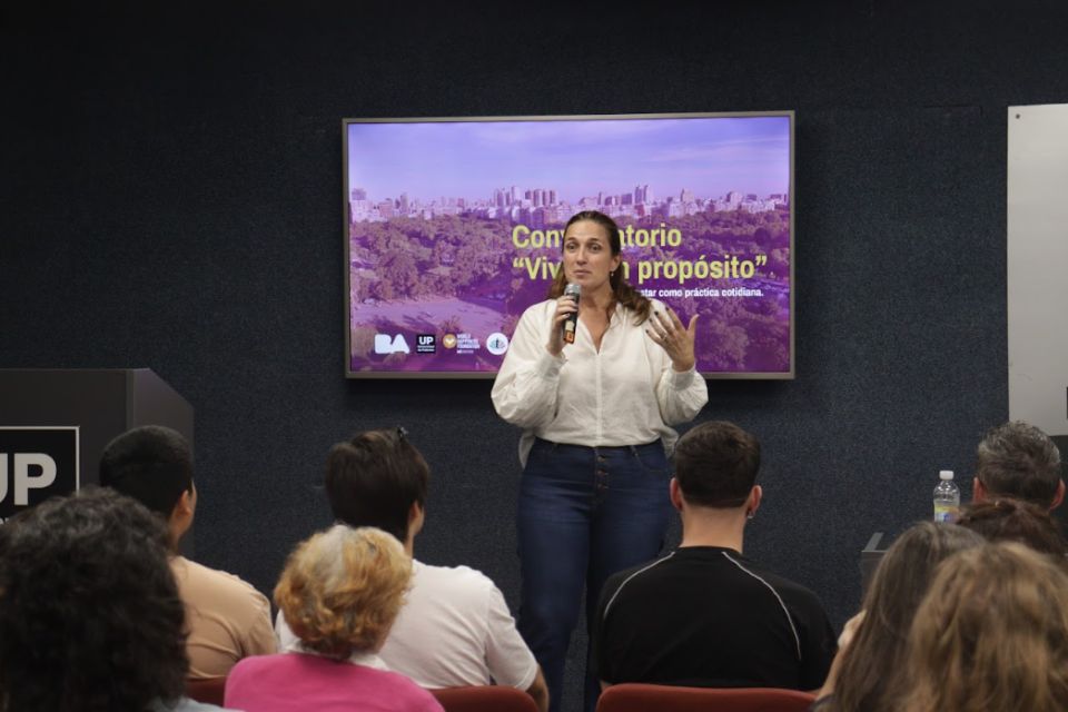 Conversatorio: mente clara, vida consciente