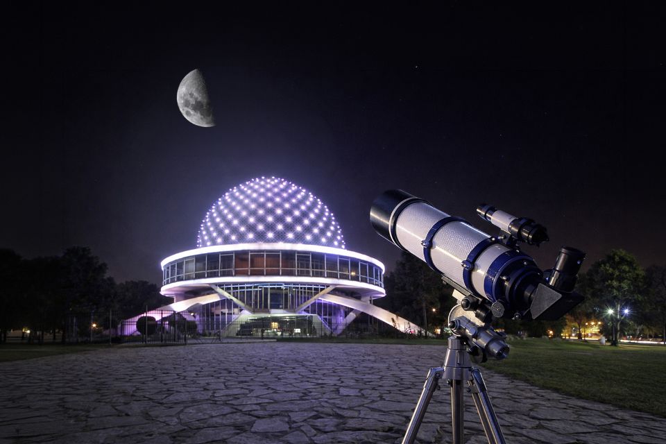 Viaje a la Luna en el Planetario