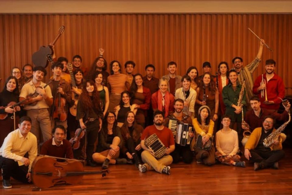 Ensamble de Vientos Andinos y Orquesta de Folklore