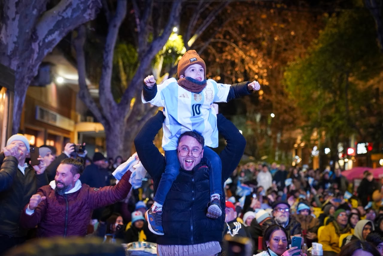 Modo Hincha en BA - Peatonal Devoto