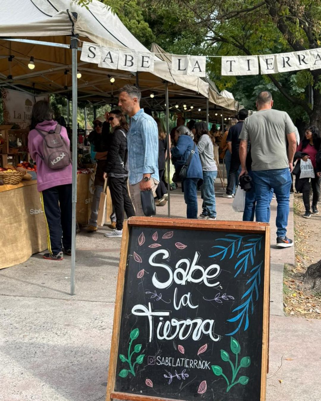 Sabe la Tierra in Parque Rivadavia
