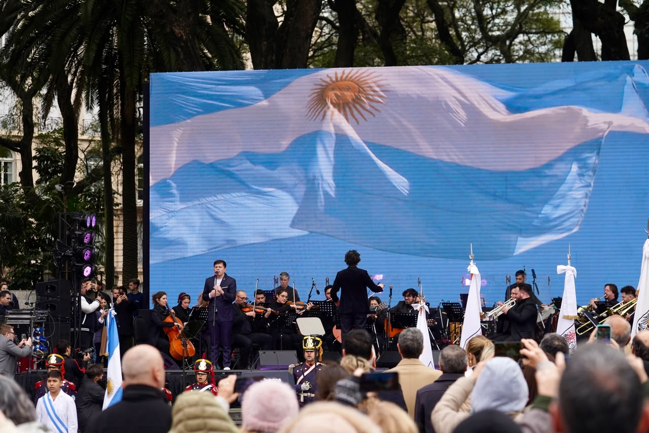 La Ciudad homenajeó al Padre de la Patria
