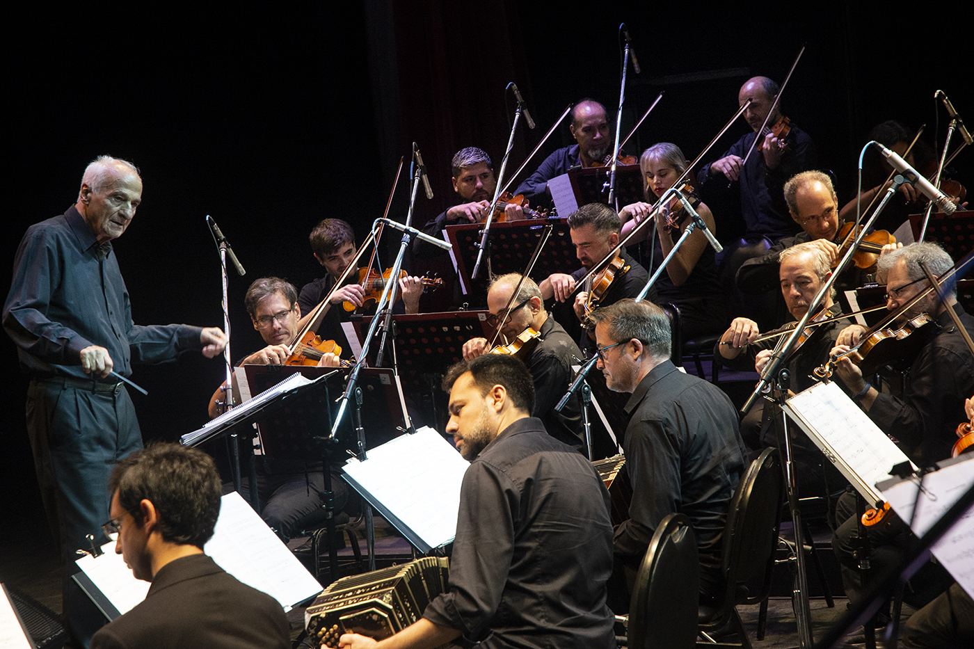 Imagen de La Orquesta del Tango de Buenos Aires en el CC25 publicada por la fuente del evento.