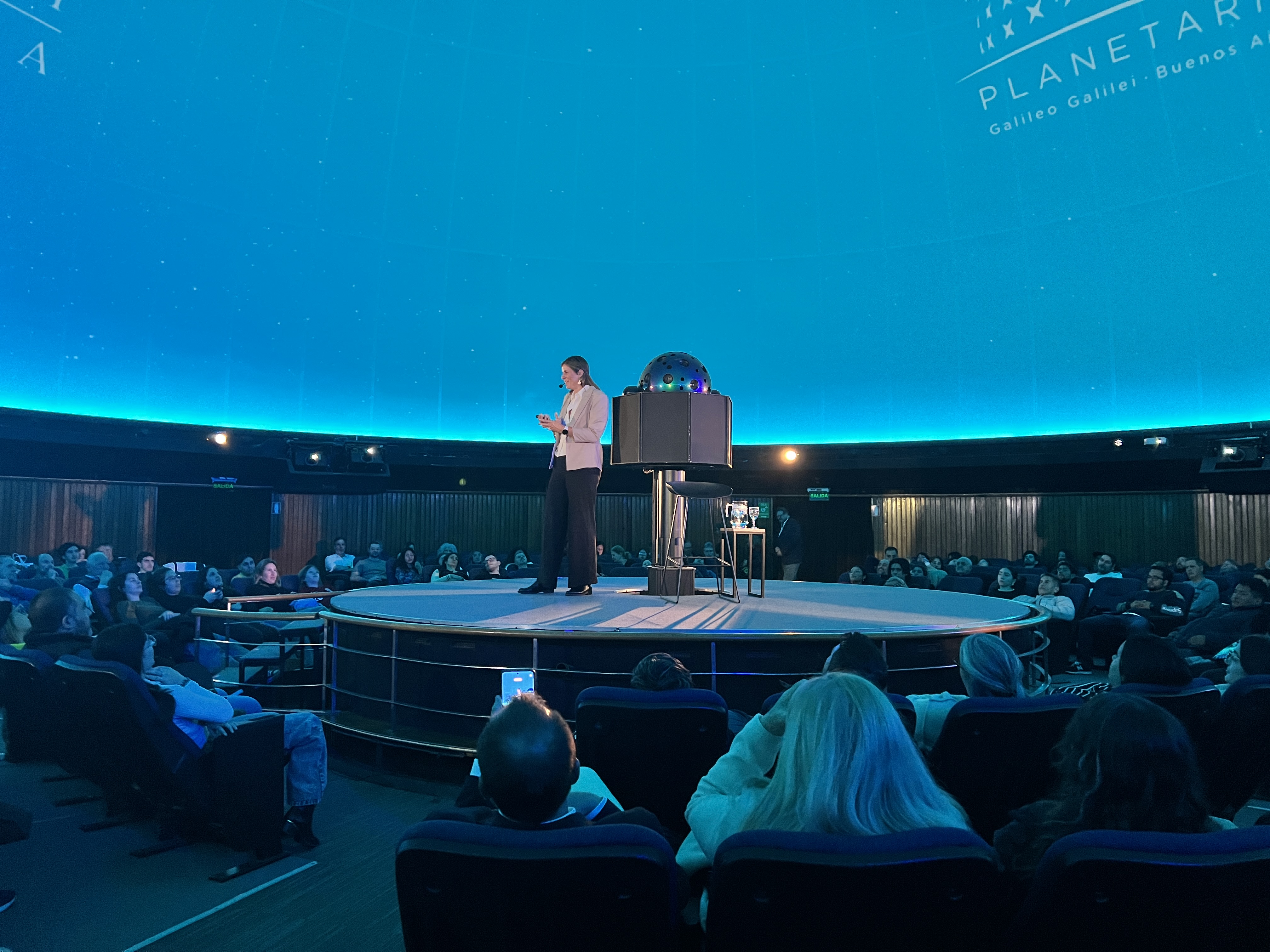 Afiche de Encuentros de Ciencia: Ciclo IAFE + Planetario 3er encuentro