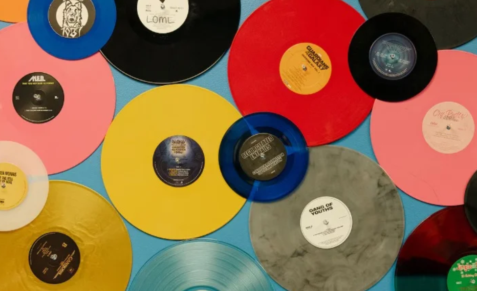 Escuchas Doradas: Mujeres, rock y vinilos