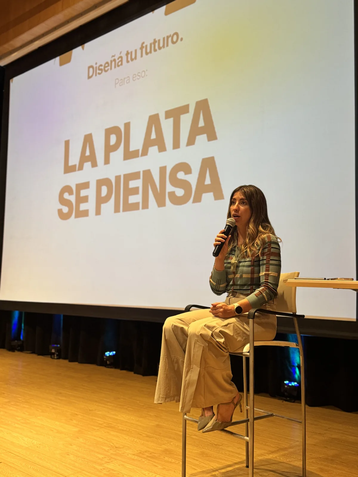 Finanzas para tu Futuro reunió a más de 160 jóvenes en una jornada de educación financiera
