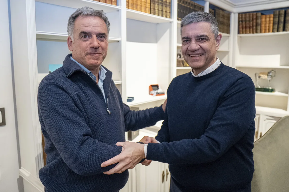 Jorge Macri se reunió con Yamandú Orsi en Uruguay para impulsar una alianza regional de ciudades inteligentes