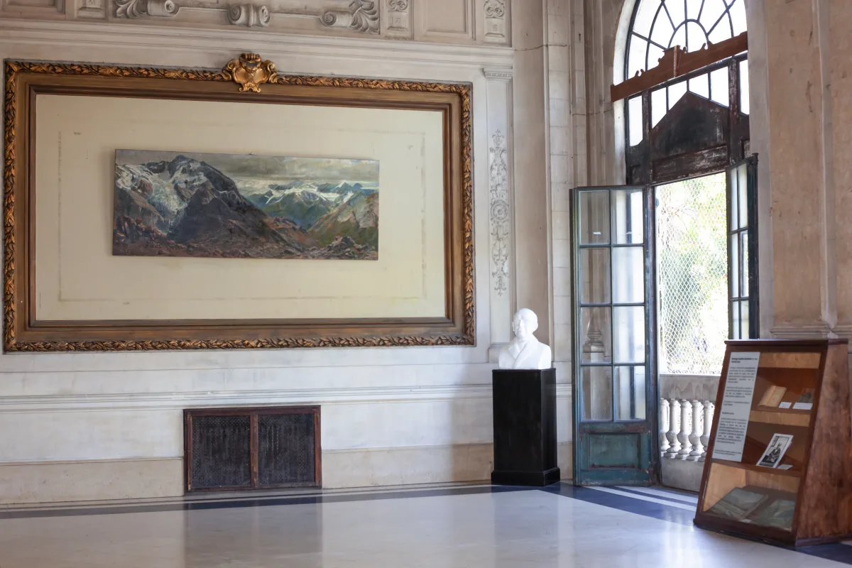 Puesta en valor del patrimonio histórico del foyer del Instituto Bernasconi 