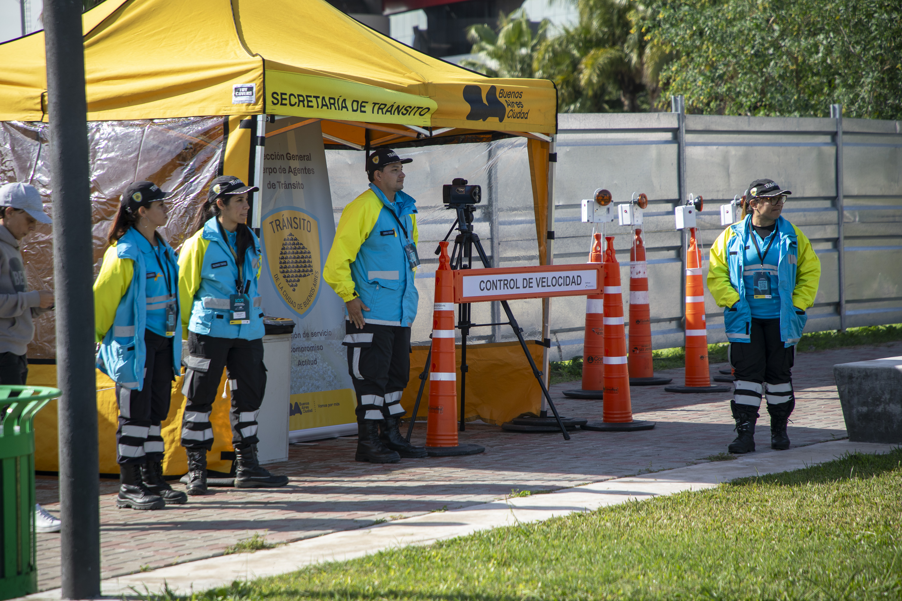 stand agentes de tránsito