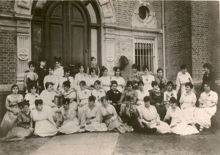 Escuela Nacional Normal Superior “Antonio Mentruyt”. Banfield. Bs. As. 1915